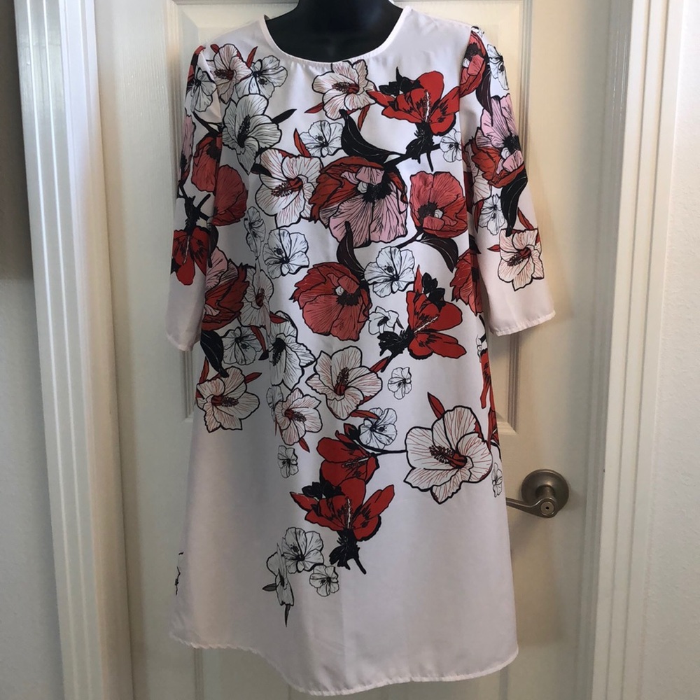 ASOS floral print maternity shift dress. Size 4